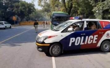 अब राजधानी के बड़े अस्पतालों को मिली बम से उड़ाने की धमकी, मचा हड़कंप बम से उड़ाने की धमकी