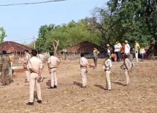 घर के सदस्‍यों की हत्‍या