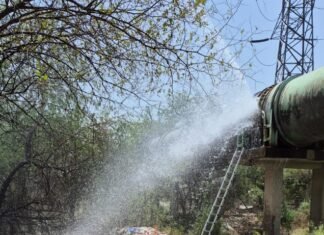 दिल्ली जल संकट पर AAP का दावा काटी जा रही पाइपलाइन, पुलिस कमिश्नर से मांगी सुरक्षा पाइप लाइन काटने