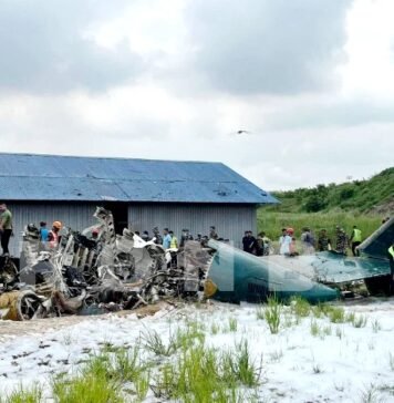 फिसला विमान क्रैश