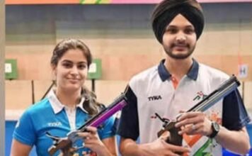 पेरिस ओलंपिक में सरबजोत सिंह के साथ कांस्य पदक जीत मनु भाकर ने रचा इतिहास सरबजोत सिंह