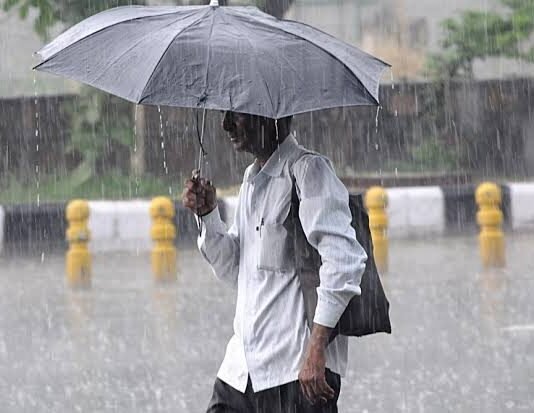 यूपी में मौसम ने अचानक ली करवट, लखनऊ समेत कई जिलों में आंधी-बूंदाबांदी बारिश का अलर्ट