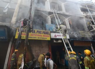 एसी का कंप्रेसर फटने