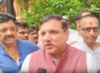 संजय सिंह का आत्मसमर्पण