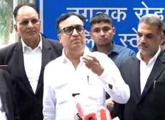 कांग्रेस महासचिव अजय माकन