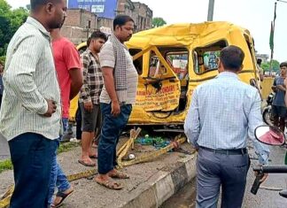स्कूल वैन