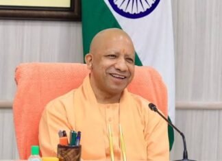 योगी आदित्‍यनाथ