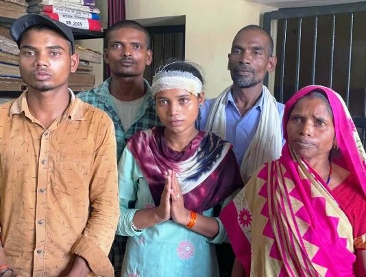 परिवार ने की आत्‍मदाह की कोशिश