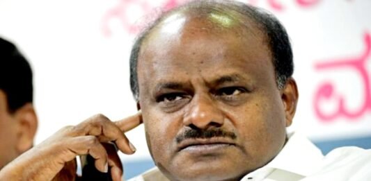 पूर्व मुख्यमंत्री कुमारस्वामी पर लगा 50 करोड़ की रिश्वत मांगने का आरोप कुमारस्वामी