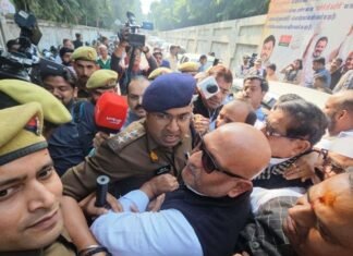 कांग्रेसियों का प्रदर्शन