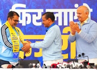 AAP में शामिल होकर बोले अवध ओझा, शिक्षा का विकास मेरा सर्वोत्तम उद्देश्य अवध ओझा