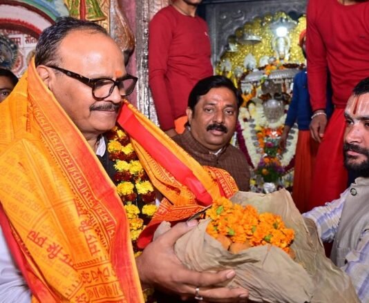 अयोध्या पहुंचे ब्रजेश पाठक का दावा, ”मिल्कीपुर उपचुनाव में भाजपा की जीत तय” ब्रजेश पाठक