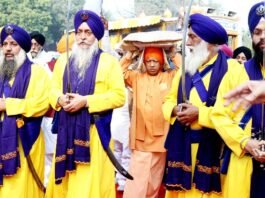 वीर बाल दिवस पर CM योगी ने कहा, सिख गुरुओं का आदर्श दिखाएगा आगे बढ़ने का रास्ता
