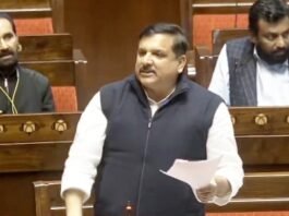 भड़के संजय सिंह