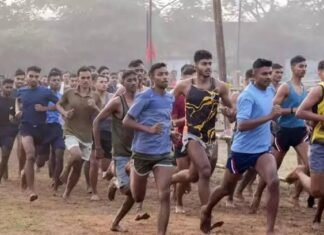 यूपी सिपाही भर्ती का इंतजार कर रहे युवाओं के लिए आई गुड न्यूज, अभ्यर्थियों को मिलेगी तीन साल की छूट सिपाही भर्ती