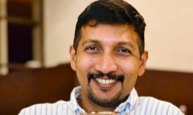 31 IAS अफसरों का तबादला, लखनऊ समेत 14 जिलों के बदले DM अफसरों का तबादला