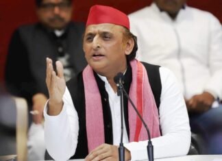 अखिलेश यादव