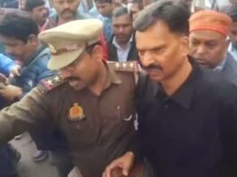 प्रेसवार्ता के बीच सांसद राकेश राठौर गिरफ्तार, रेप के पुराने मामले में पुलिस ने की कार्रवाई राकेश राठौर
