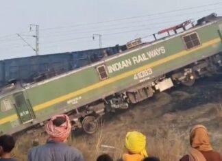 मालगाड़ियां टकराई