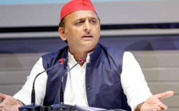 अखिलेश यादव