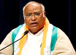 खड़गे ने कहा, “मोदी सरकार में असली संकट नेतृत्व का, ये समझ चुकी देश की जनता” मल्लिकार्जुन खड़गे