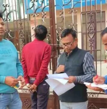 लाखों का टैक्स बकाया होने पर नगर निगम ने सील किया पर्यटन भवन पर्यटन भवन