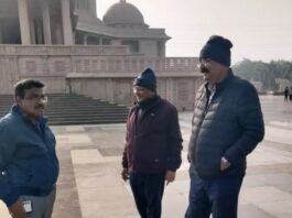 राष्ट्रीय दलित प्रेरणा स्थल की बदहाली पर एलडीए उपाध्यक्ष नाराज, तीन सुपरवाइजर समेत व्यवस्थापक को भी कर दिया निलंबित राष्ट्रीय दलित प्रेरणा स्थल