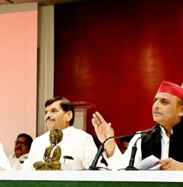 भाजपा से ज्यादा नहीं हड़पी किसी ने जमीन, ये है सबसे बड़ी भूमाफिया पार्टी, अखिलेश ने किया दावा भू-माफिया पार्टी