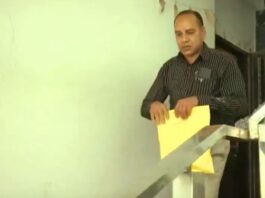 सीबीआइ की रेड