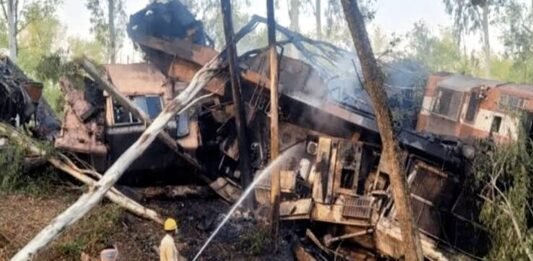 भीषण टक्कर