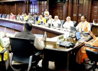 योगी की कैबिनेट में ट्रांसफर पॉलिसी समेत 11 प्रस्तावों को मिली मंजूरी यूपी कैबिनेट