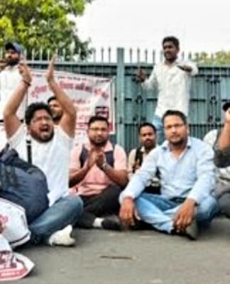 जूनियर एडेड शिक्षक