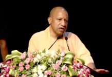 छात्रों को सम्मानित
