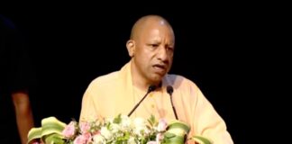 छात्रों को सम्मानित