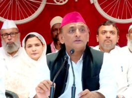 अखिलेश यादव