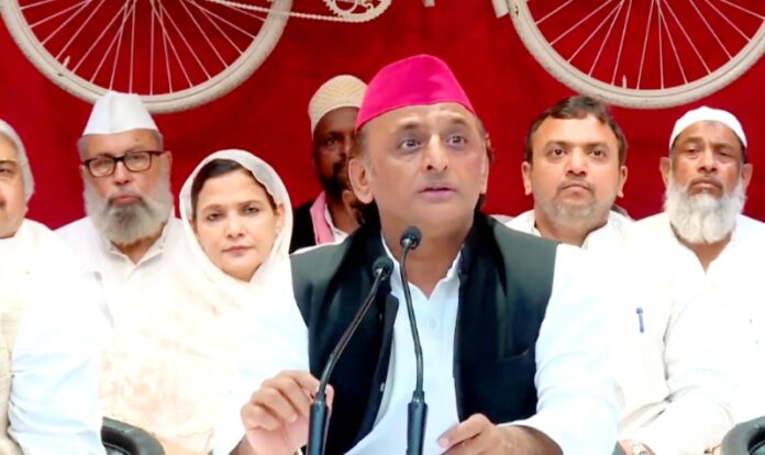 अखिलेश यादव