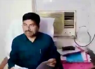 अखिलेश यादव