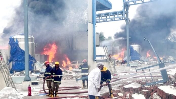 केमिकल फैक्ट्री