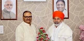 राकेश टिकैत