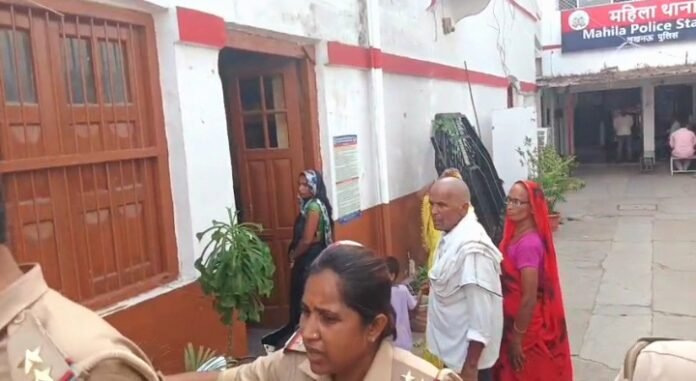 आत्मदाह की कोशिश आत्मदाह की कोशिश