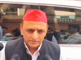 अखिलेश यादव