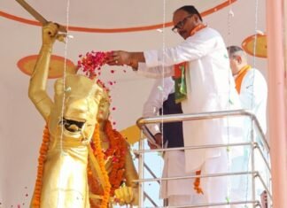 ब्रजेश पाठक