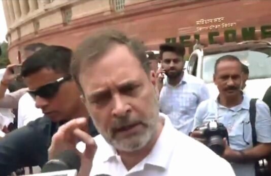 राहुल गांधी का दावा, ‘वोट चोरी करवा रहा चुनाव आयोग, हमारे पास ‘एटम बम’ जैसा सबूत, फटा तो नहीं दिखेगा ECI’ वोट की चोरी