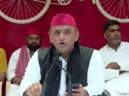 अखिलेश यादव
