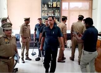 दिल्ली के स्कूलों को फिर मिली बम से उड़ाने की धमकी, मचा हड़कंप बम की धमकी