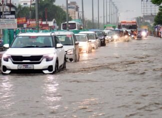 लखनऊ में बारिश