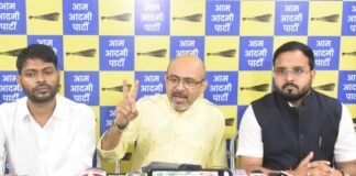 नौकरियों की बंदरबांट