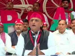 अखिलेश यादव