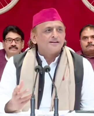 अखिलेश यादव
