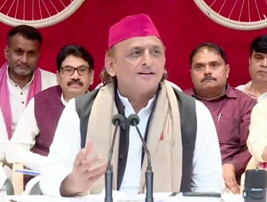 अखिलेश यादव